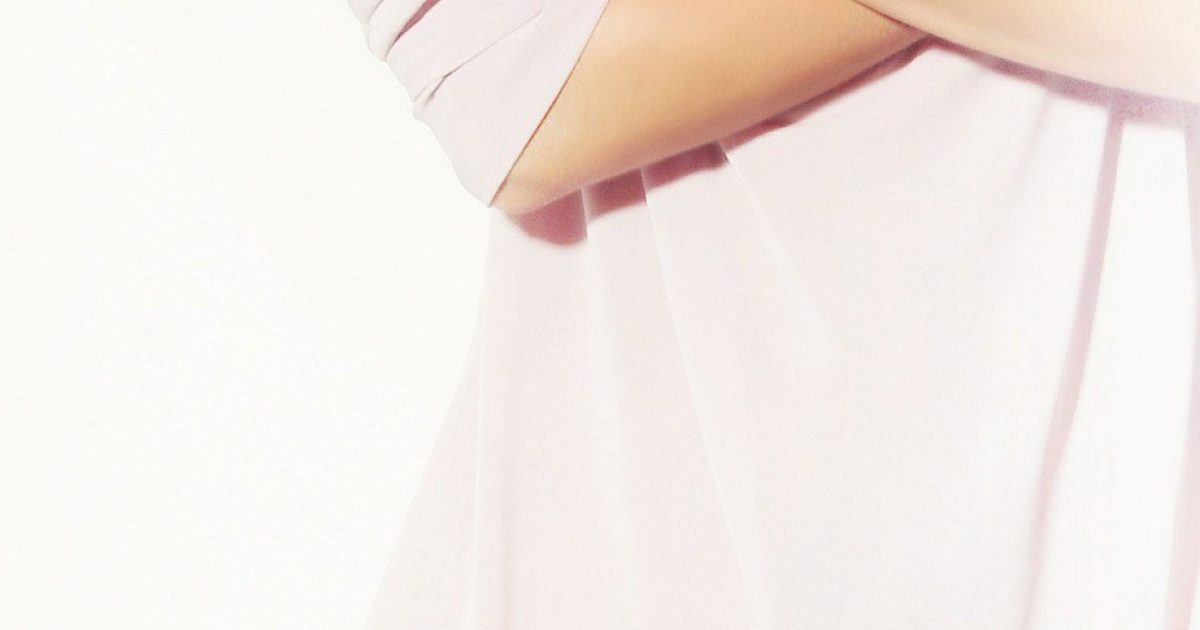 woman-466130_1280